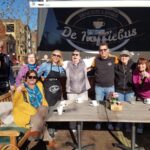 Elly viert verjaardag bij De Koffiebus